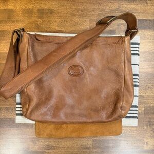 Genuine Roots Made in Canada Brown Leather Shoulder Messenger Bag